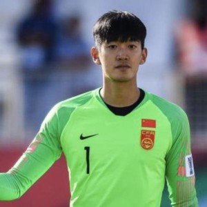 沪媒：海港3国脚连夜返沪 参加国足集训备战40强赛